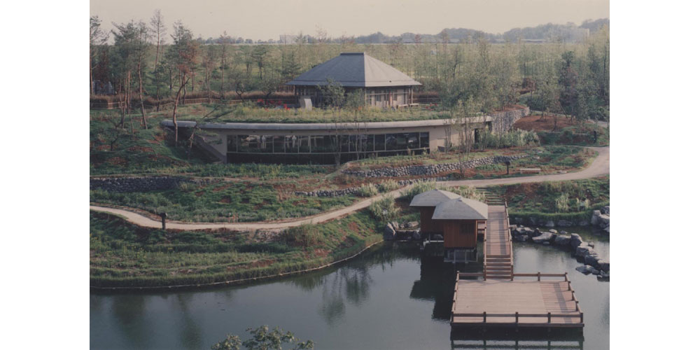 学研記念公園　ビジターセンター